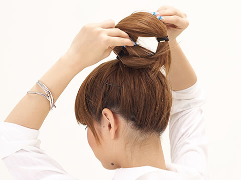 前髪タイト ヘアアレンジ