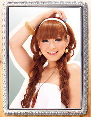 ゆるふわ三つ編みヘアー