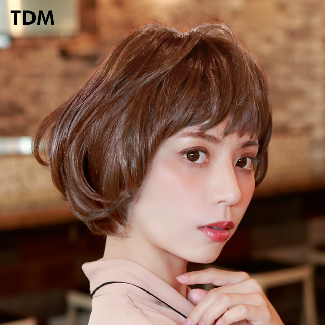 茶髪のマッシュルームショートウィッグ 茶髪のマッシュルームショートウィッグ