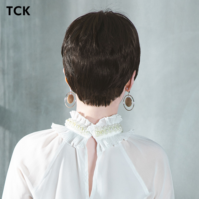 ベリーショートウィッグの後ろ姿 ベリーショートウィッグの後ろ姿