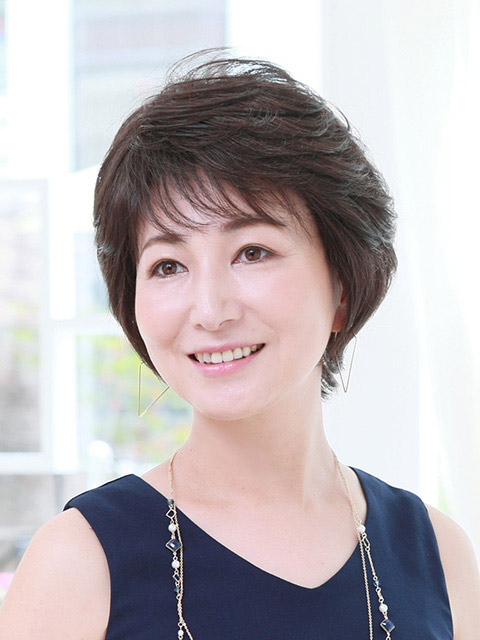 美人度アップのエレガントショートフルウィッグba 006 ウィッグ通販かざるや