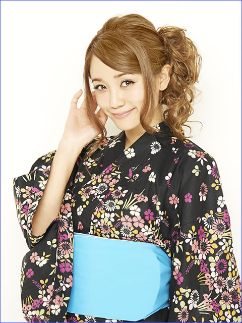 こなれたサイドテール