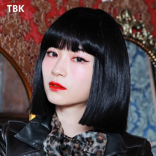 黒髪ストレートウィッグ