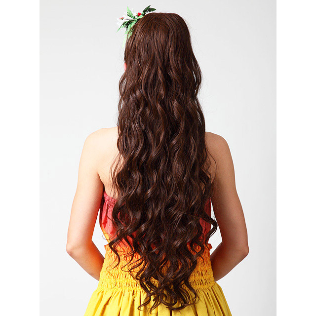 カールのフラダンスウィッグの髪型