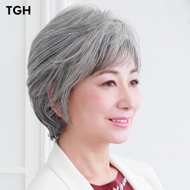 白髪ショートウィッグ
