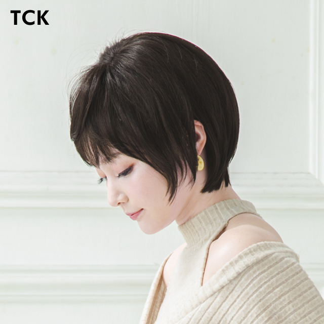 黒髪ショートウィッグ