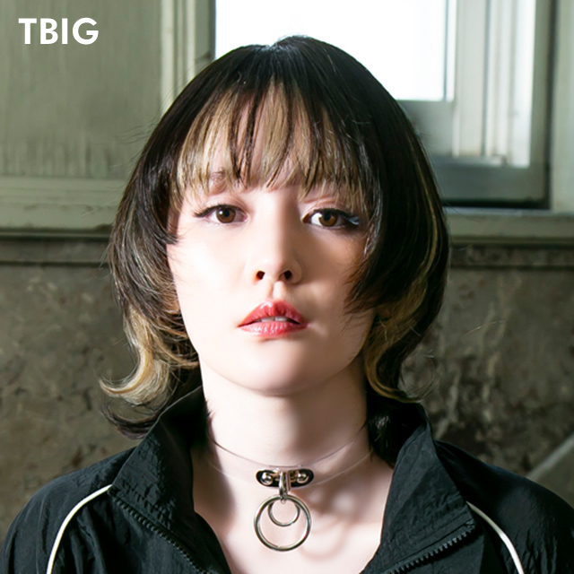 マッシュウルフミディフルウィッグ A-710 プリシラ