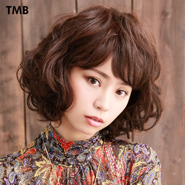 茶髪のトイプーパーマボブウィッグA-690