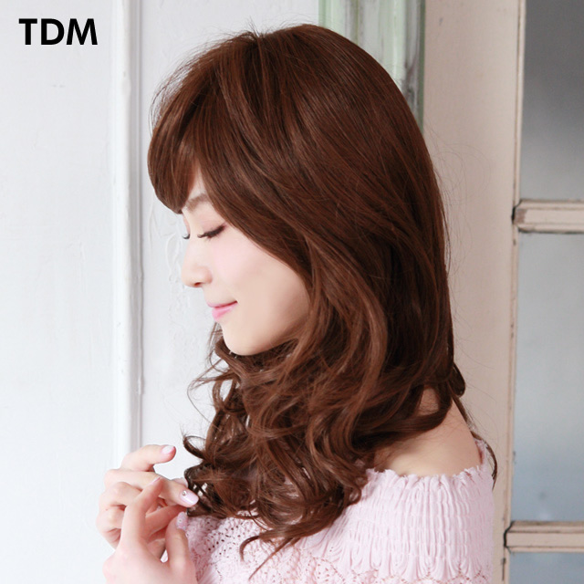 プリシラ小顔ウィッグの横顔