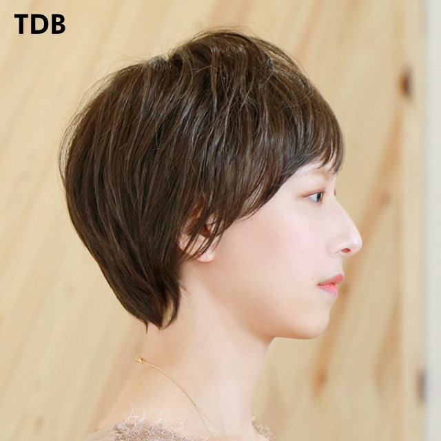 医療用帽子ウィッグリラックスショート BO-01ダークブラウンの横顔