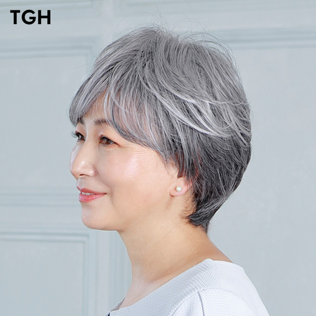 白髪交じりのウィッグ