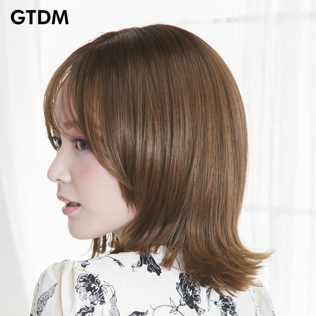 根元が暗いグラデーションウィッグ