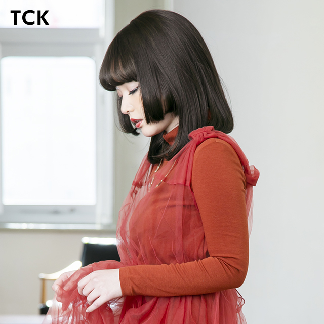 姫カットウィッグの横顔