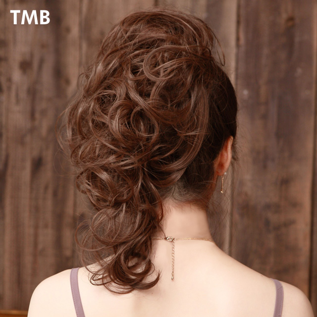 ロープウィッグアレンジの後ろ姿