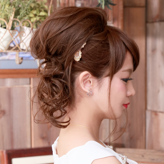 ボリュ巻きウィッグアレンジ